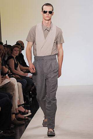 Yves Saint Laurent / - 2011